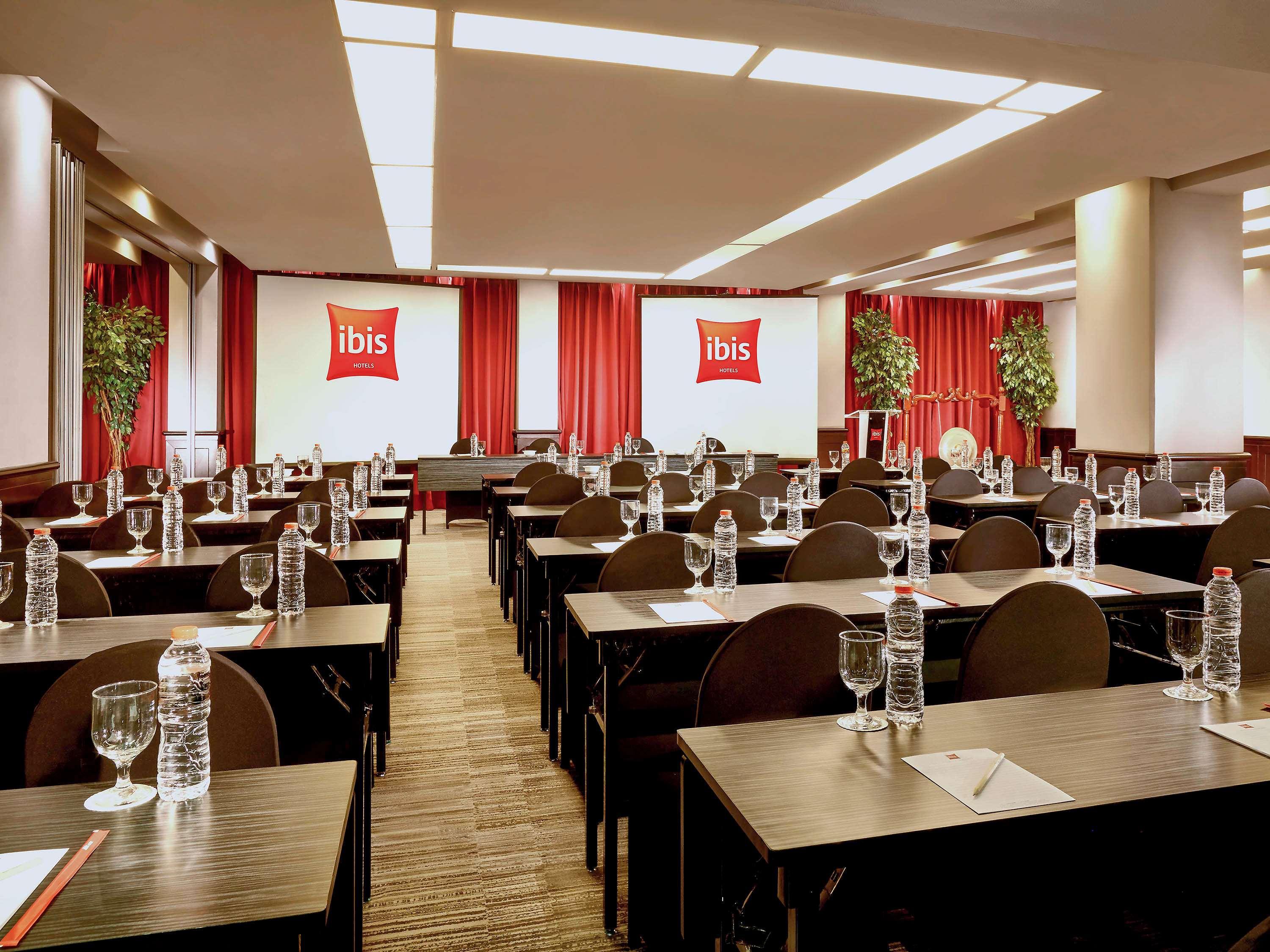 Hotel Kimaya Slipi Jakarta By Harris Exterior photo