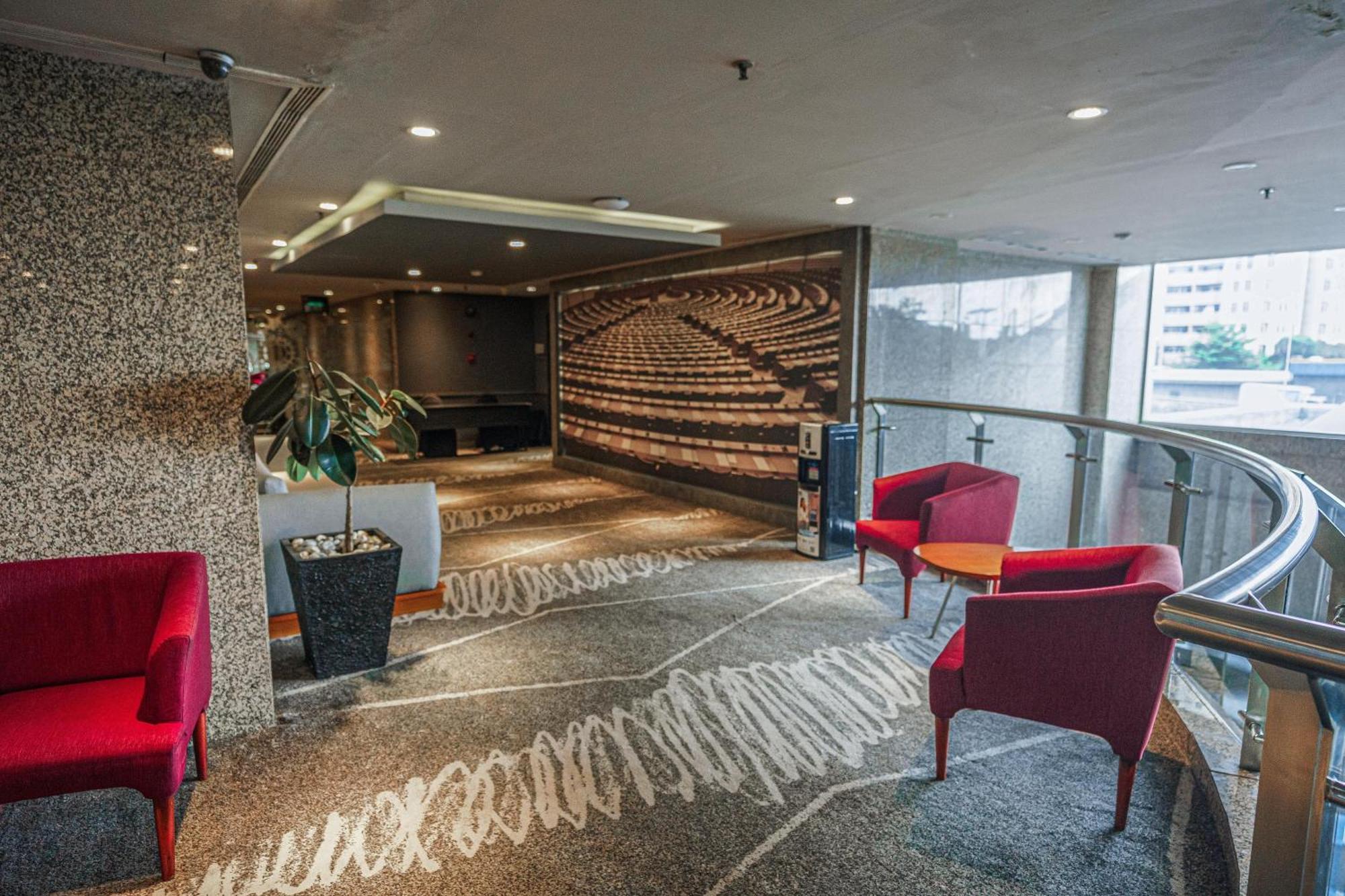 Hotel Kimaya Slipi Jakarta By Harris Exterior photo