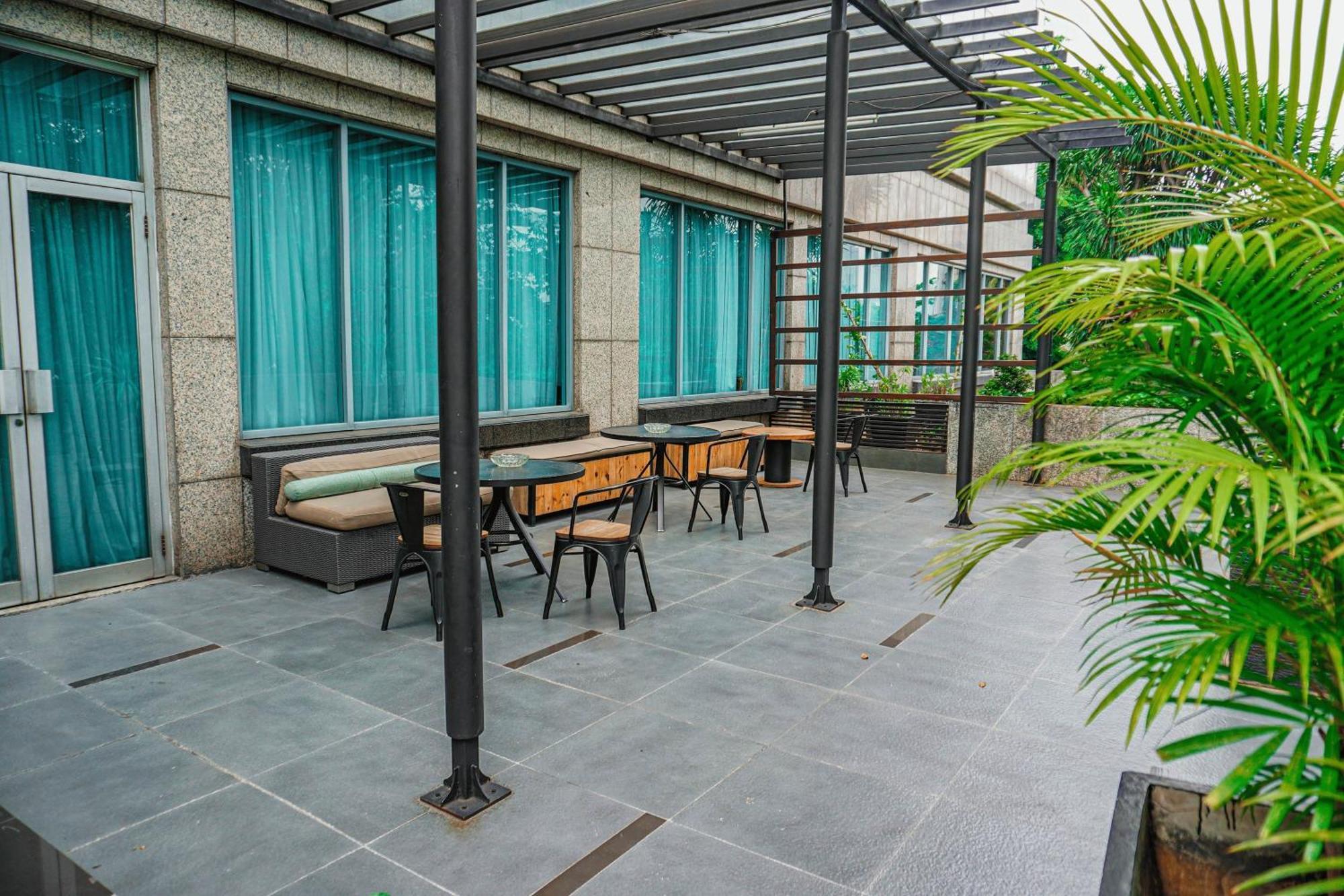 Hotel Kimaya Slipi Jakarta By Harris Exterior photo