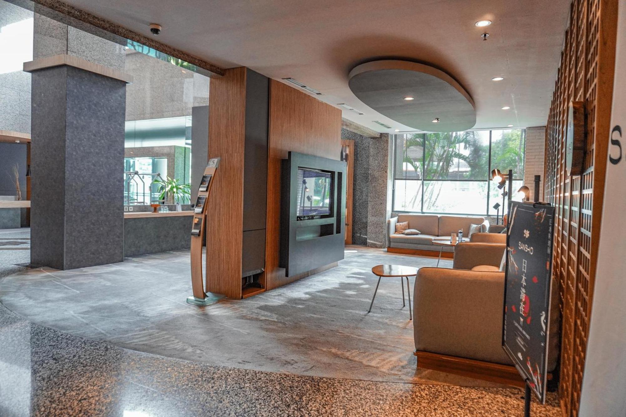 Hotel Kimaya Slipi Jakarta By Harris Exterior photo